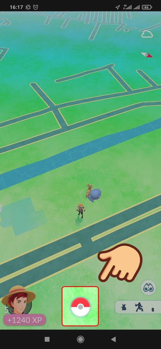Nhấn vào biểu tượng Pokeball Code Pokemon Go