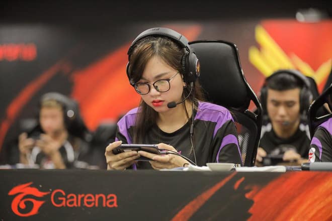 Hình chơi game Free Fire ấn tượng