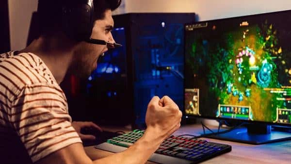 Hình chơi game toàn thắng độc lạ