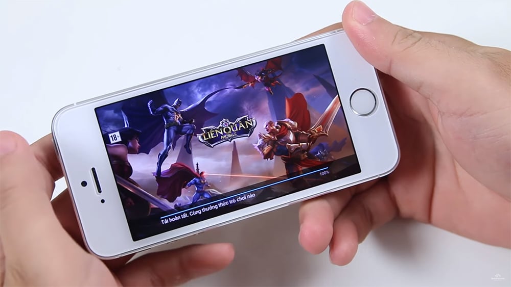 Hình đang chơi game Liên Quân ấn tượng nhất