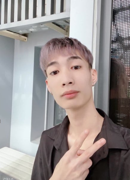 Hình Đức Mõm đẹp trai