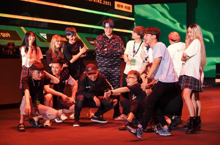 Hình Nền Hero Team Cực Ngầu