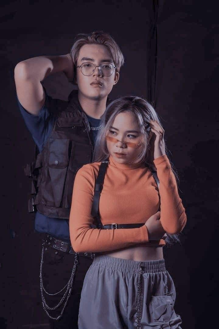 Hình Sammy Và Phong Cận Ngầu