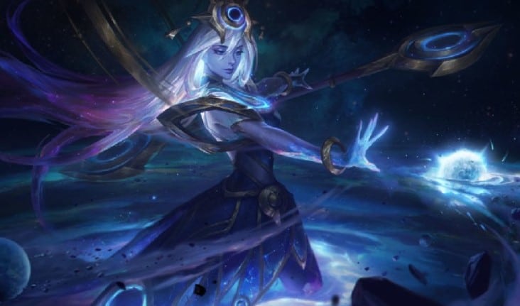 Lux Nữ Thần Vũ Trụ
