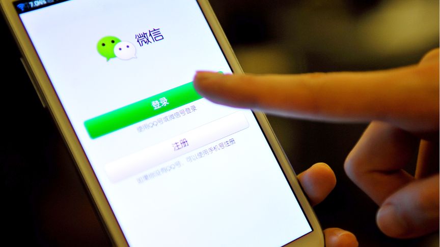 Liên hệ với bộ phận hỗ trợ Wechat