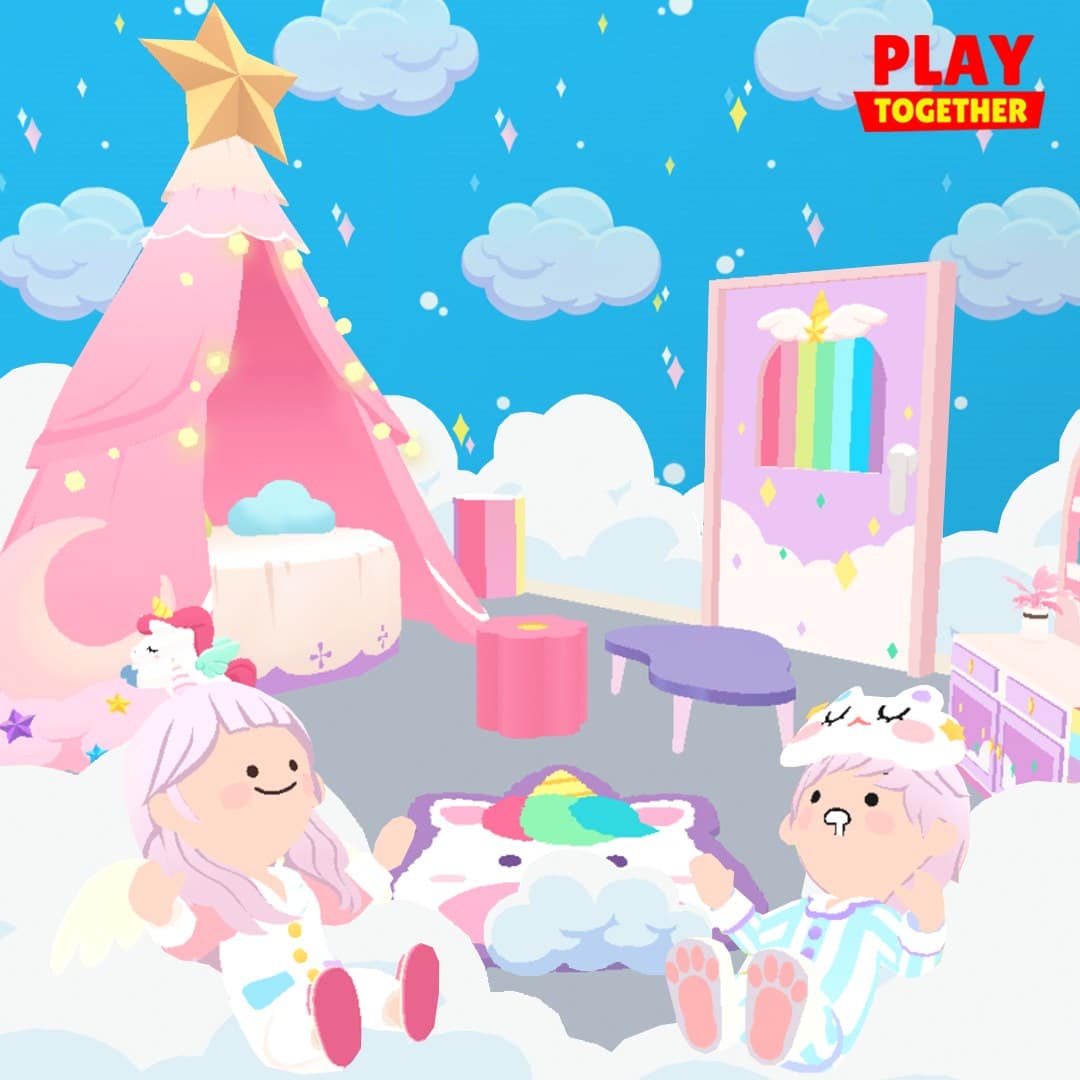 Tranh Play Together