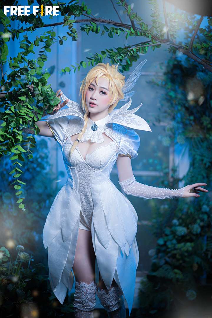 Ảnh Cosplay FF Nóng Mắt