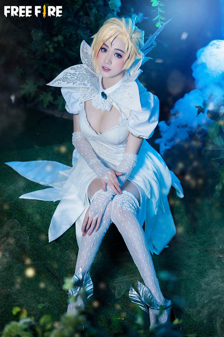 Ảnh Cosplay NV FF Nóng Bỏng
