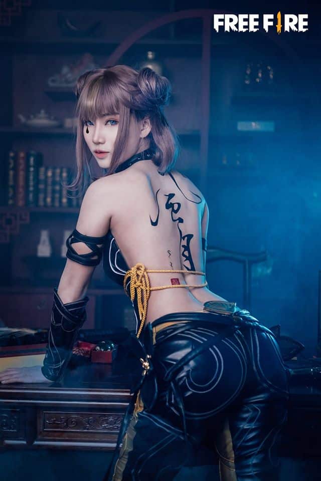 Cosplay FF Gợi Cảm