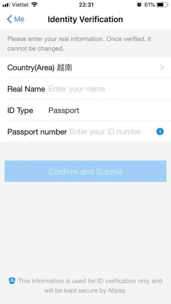 Điền đầy đủ thông tin cá nhân và nhấp chọn Confirm and Submit