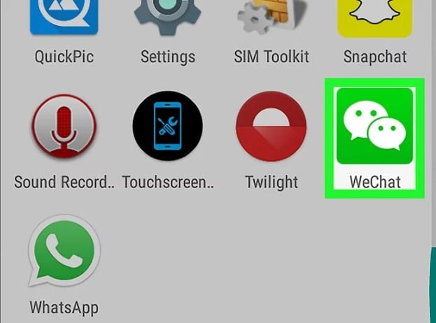 Mở app Wechat lên