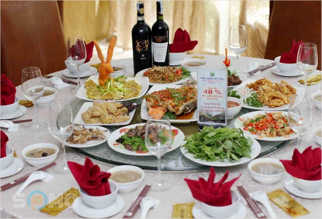 mơ thấy ăn cỗ đánh lô đề con gì