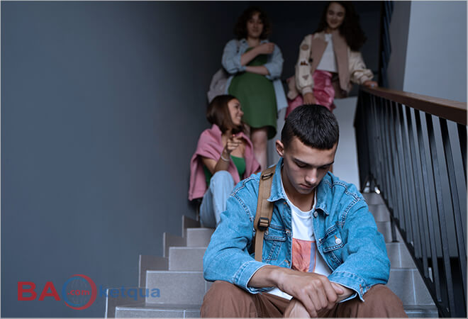 mơ thấy bị con gái bắt nạt đánh lô đề con gì