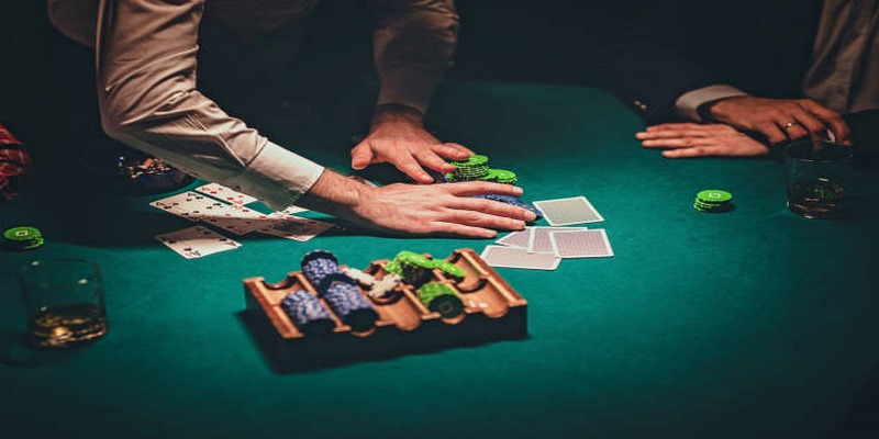 luat-choi-poker